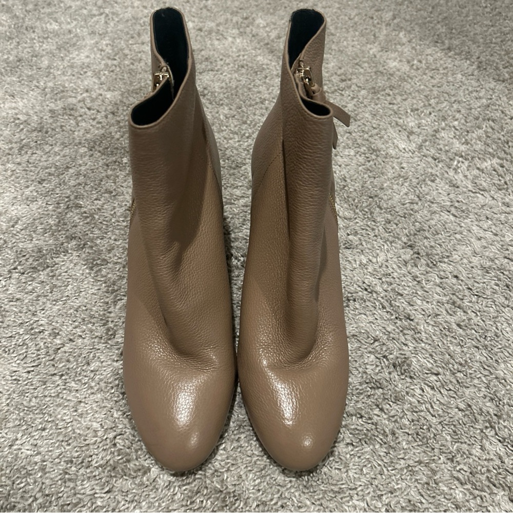 Kate Spade New York Knott Zip Bootie in Rustic Brown Taupe Size 9 ankle